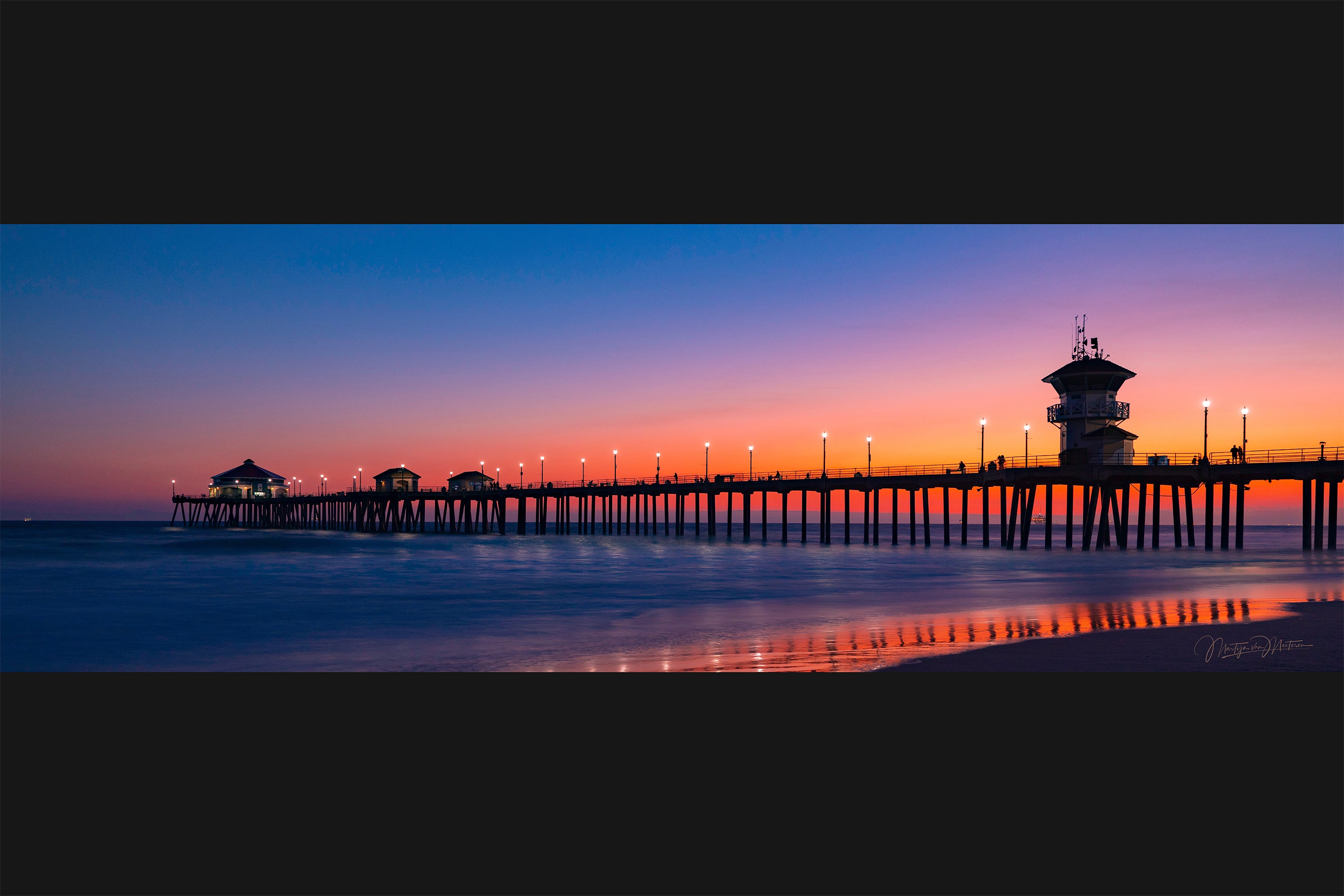 Main image Californian Sunset over Huntington Beach Pier, CA, USA